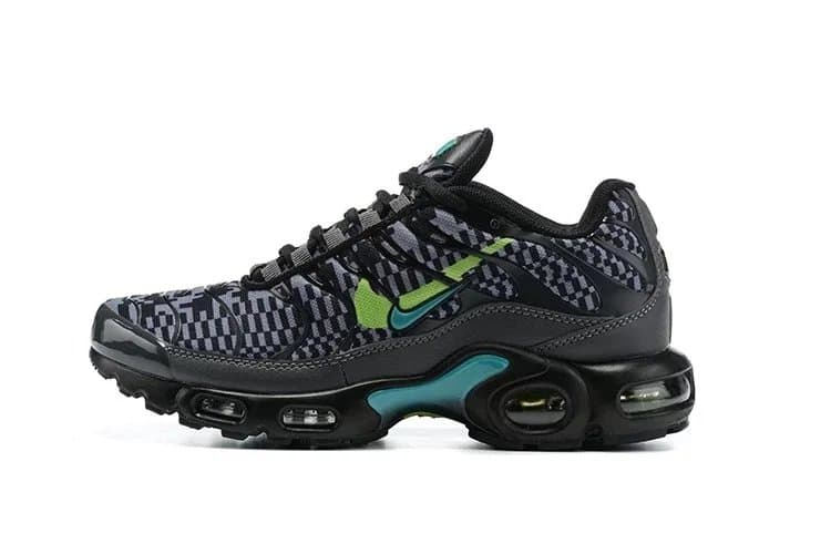 Nike Air Max Plus Gradient Purple — 23