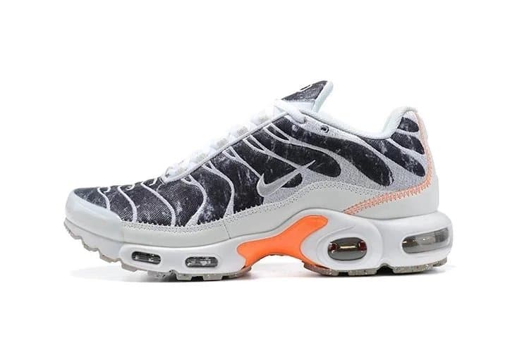 Nike Air Max Plus Gradient Purple — 16
