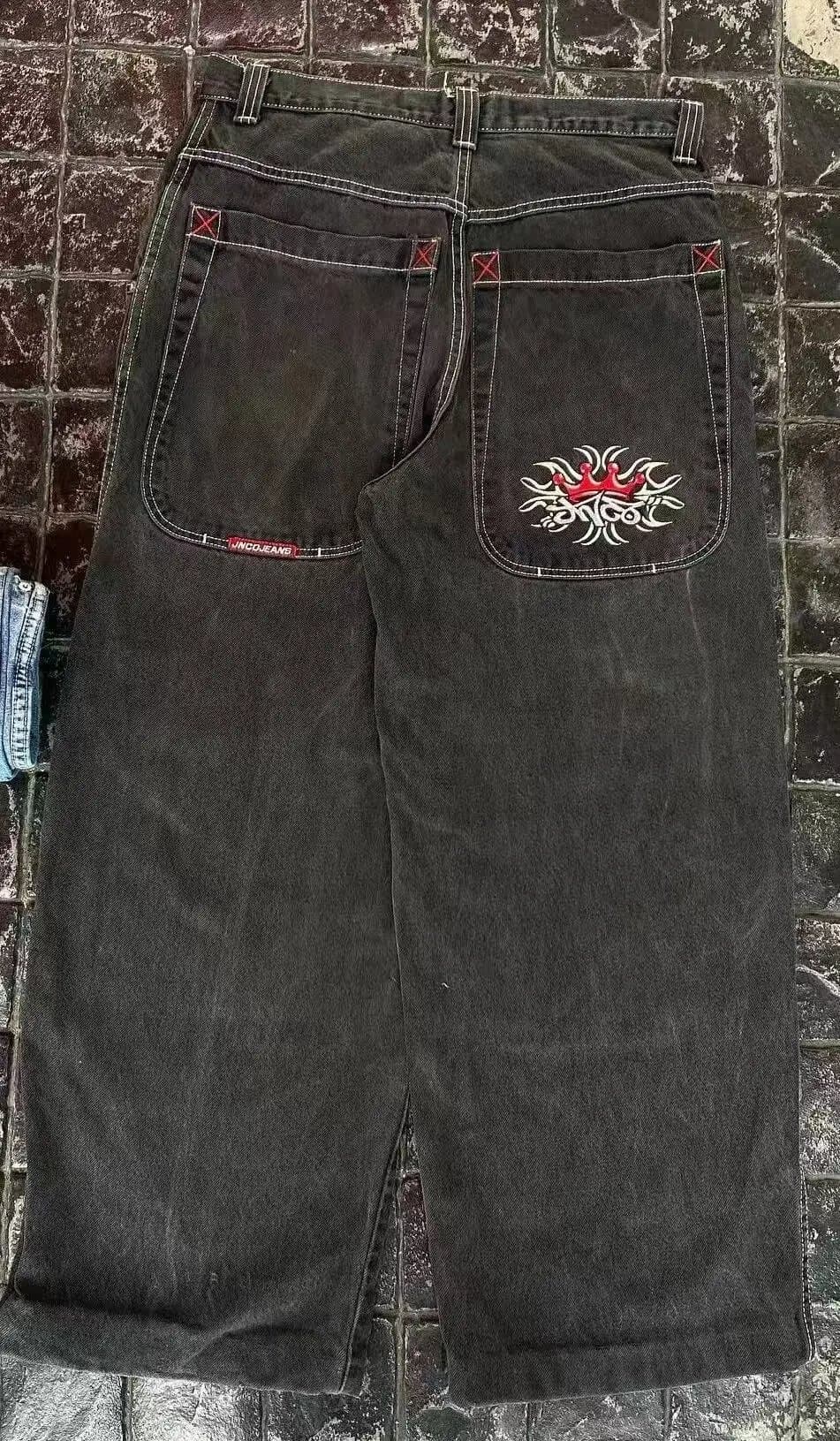 Baggy Shorts Crown Embroidery