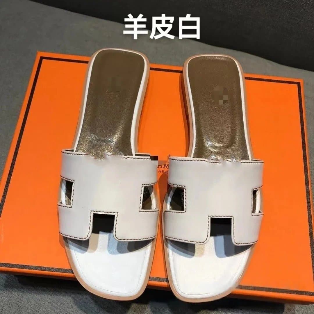Hermès Oran Sandal Smooth Leather — 35