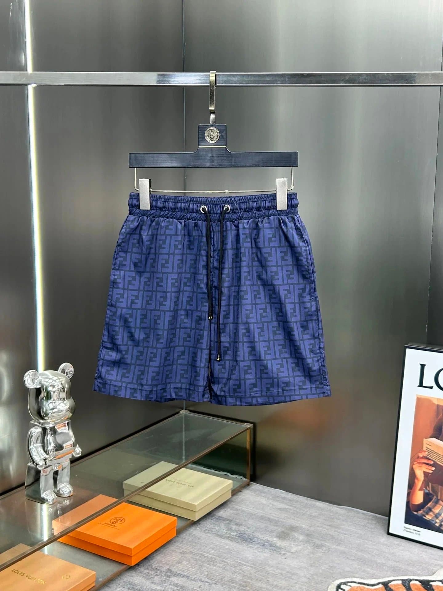 Versace Baroque Print Shorts Medusa Baroque — MMJ-017
