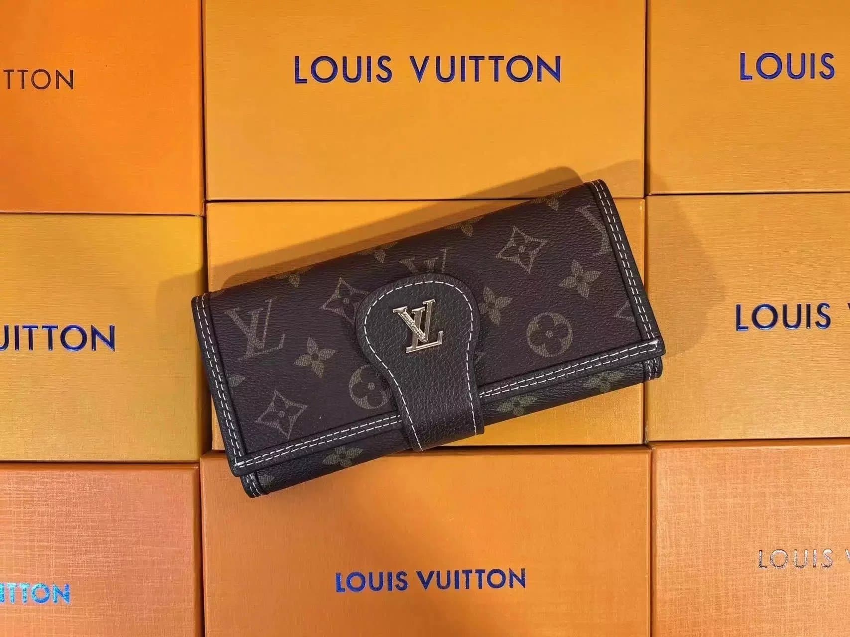 Louis Vuitton Long Wallet Monogram Canvas — CKQB002