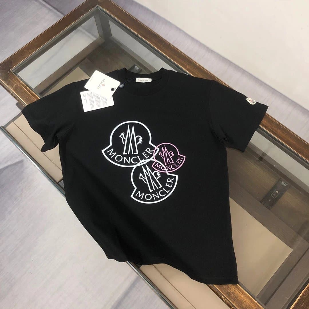 Moncler Logo T-Shirt Script Logo — 30