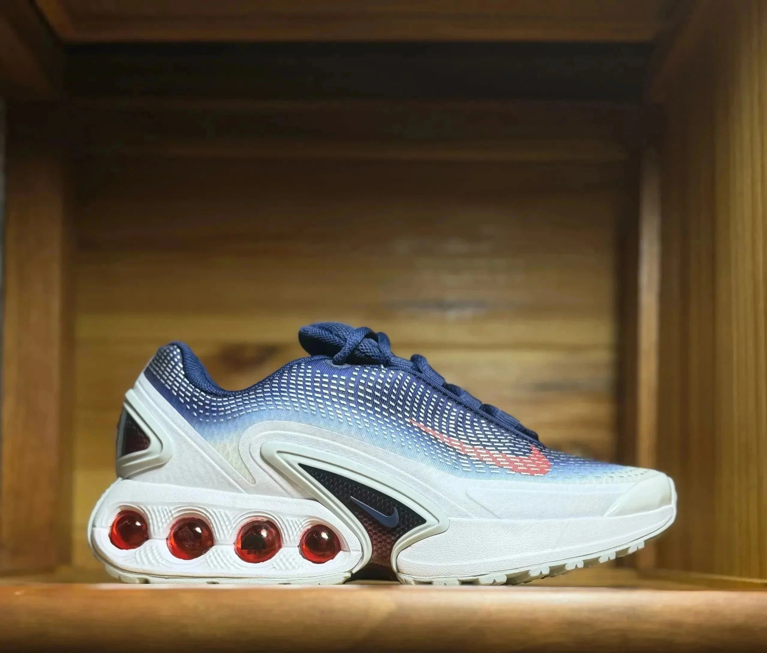 Nike Air Max Plus Triple White — 22