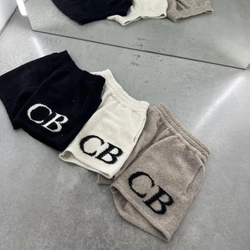 Corteiz Signature Tee White Script Logo — 五角星套装黑