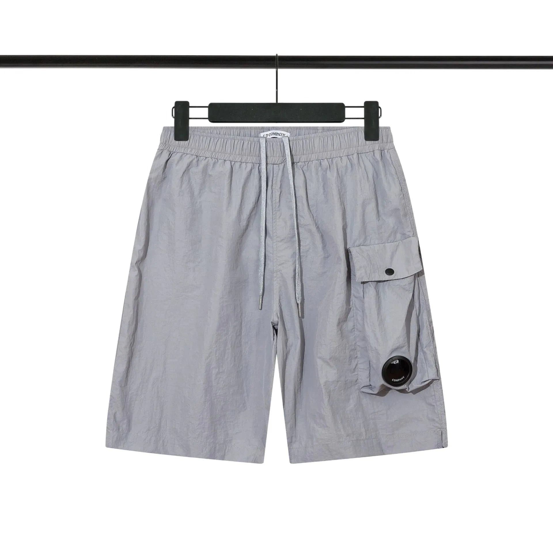 C.P. Company Cargo Shorts Goggle Pocket — 灰色