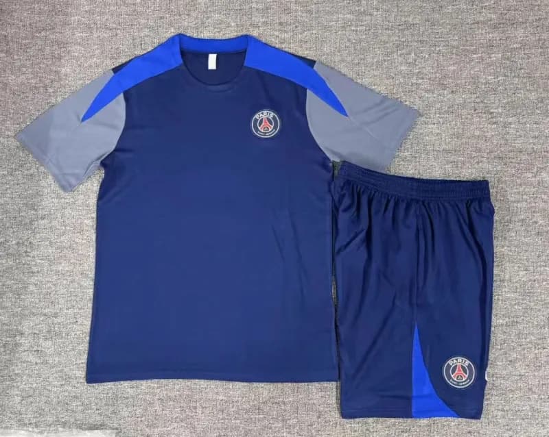 Paris Saint-Germain Training Set PSG Crest