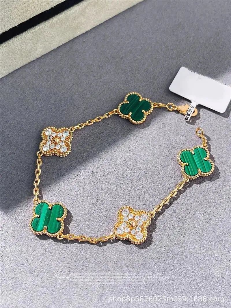 Van Cleef & Arpels Alhambra Bracelet Five Motifs — 【带钻】黄金色孔雀石
