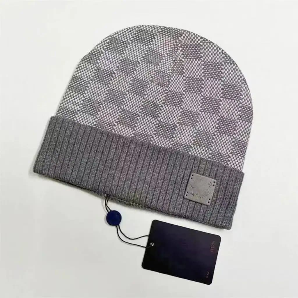 Louis Vuitton Beanie Damier Pattern — 均码 · 皮标款灰色