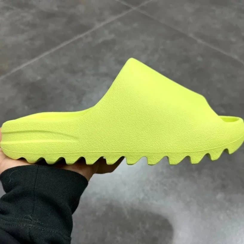 Yeezy Slide Onyx — GX SLIDE雾面苹果绿 HQ6447