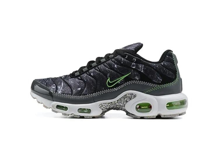 Nike Air Max Plus Gradient Purple — 15