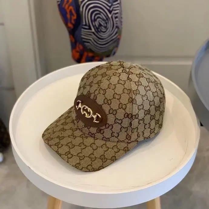 Gucci Bucket Hat GG Monogram — 均码 · G链条棒球帽卡其色