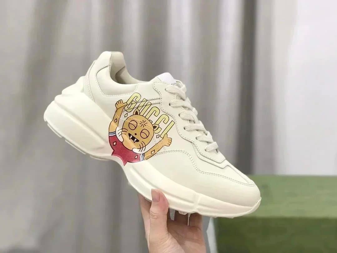 Gucci Ace Sneaker GG Embossed — 26