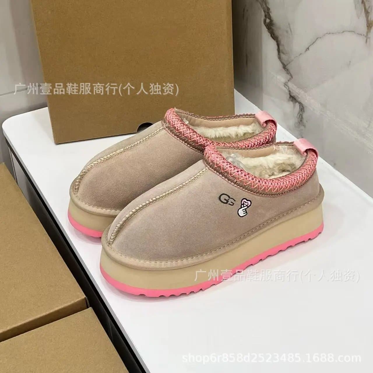UGG Mini Classic Shearling Lined — 名族风比心棕色3.5cm