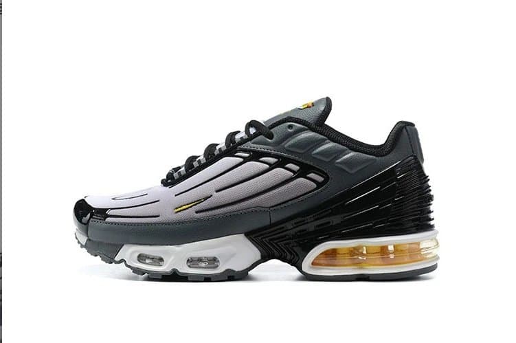 Nike Air Max Plus Black Metallic — 灰泛白