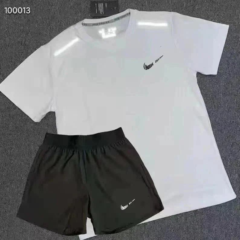 Nike Shorts Swoosh Logo — 2