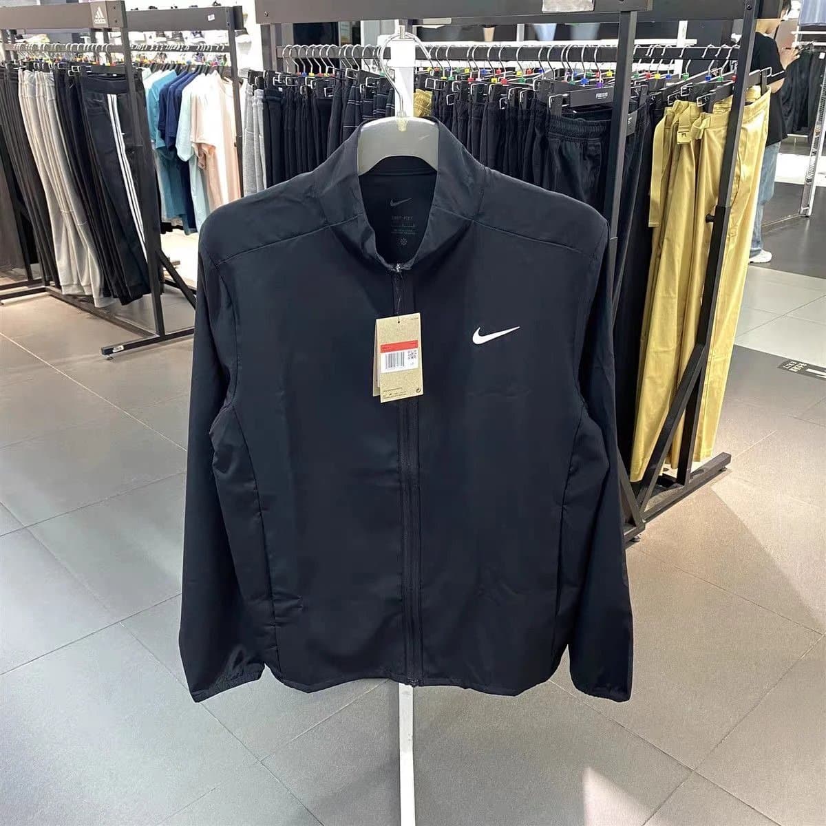Nike Windrunner Jacket & Joggers Set Black — 15