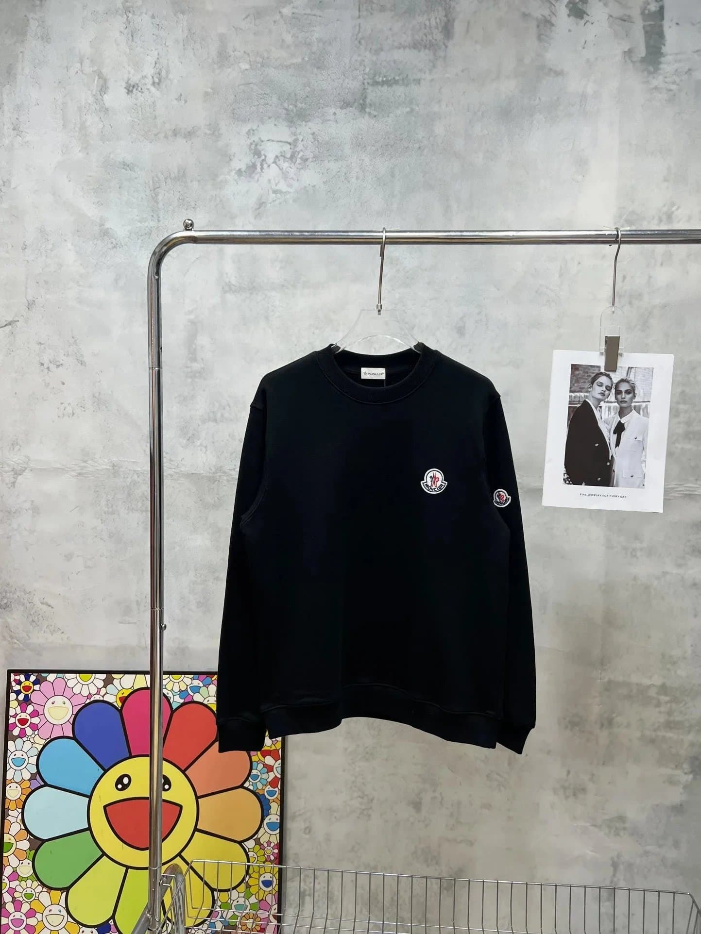 Moncler Crewneck Sweatshirt Logo Patch — 款式24