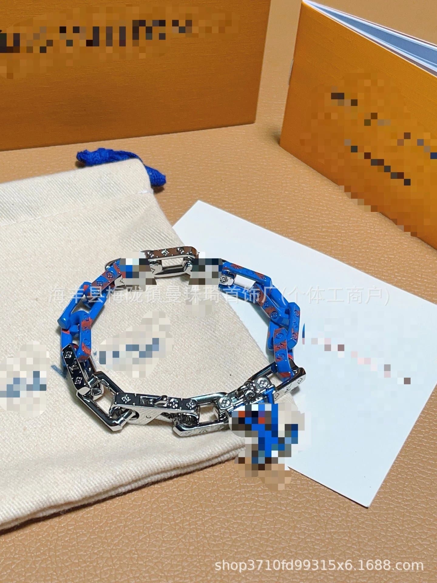 Louis Vuitton LV Pearl Bracelet Turquoise and Pearl — LVSL035