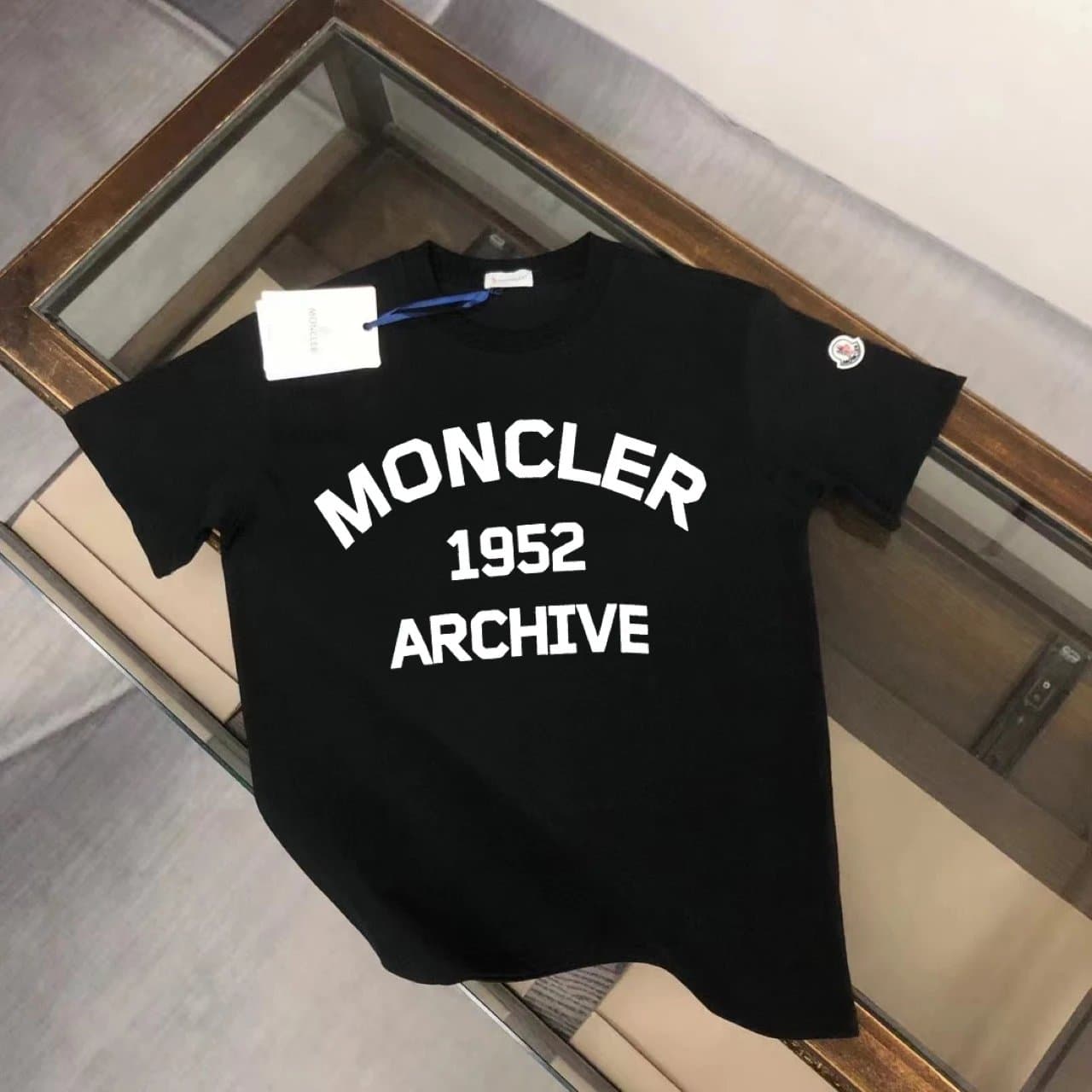 Moncler Logo T-Shirt Script Logo — 40