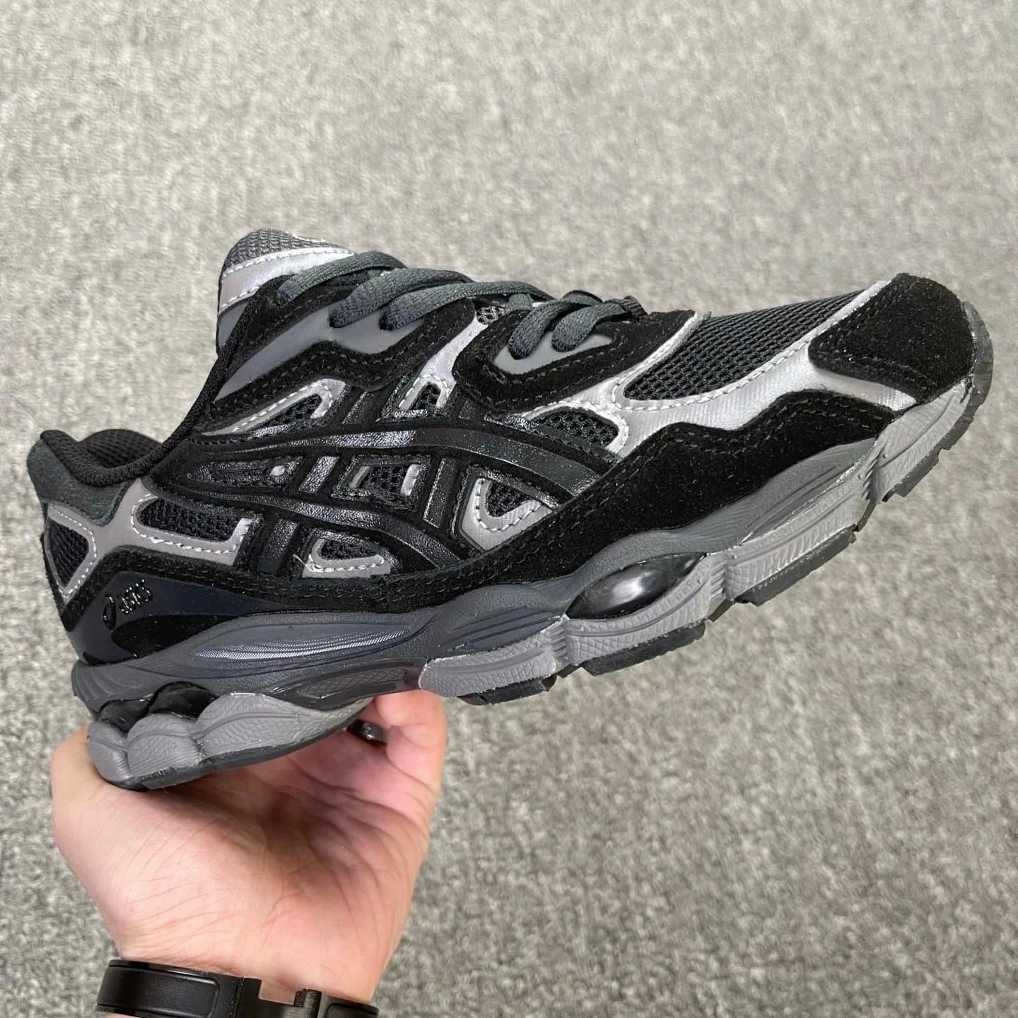 Asics Gel-1130 Sky Blue — 1201A789-020 黑色 · PE版本