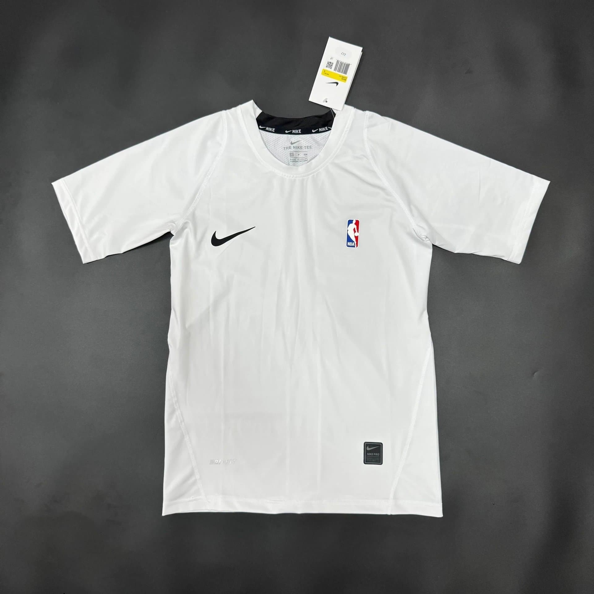 Nike Pro Top Solid — 19