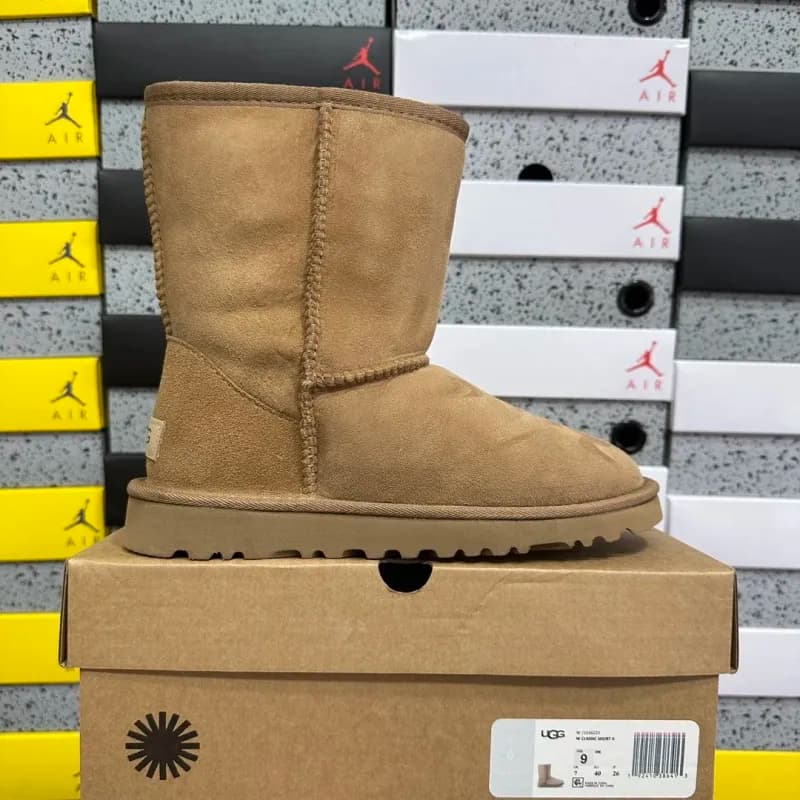 UGG Chelsea Boot Suede — 6223 栗色 35-40