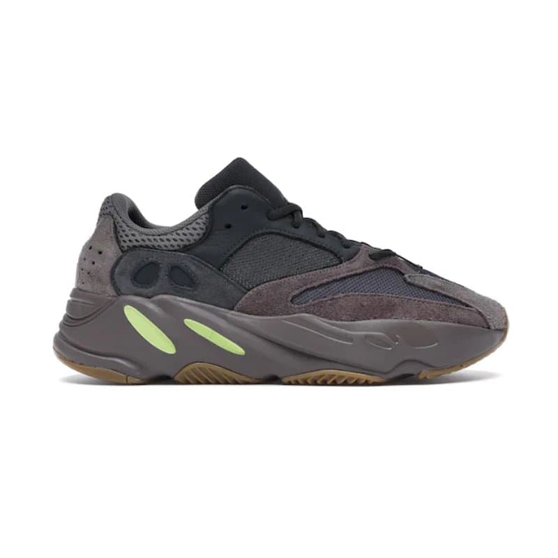 Yeezy 700 Wave Runner — Mauve EE9614