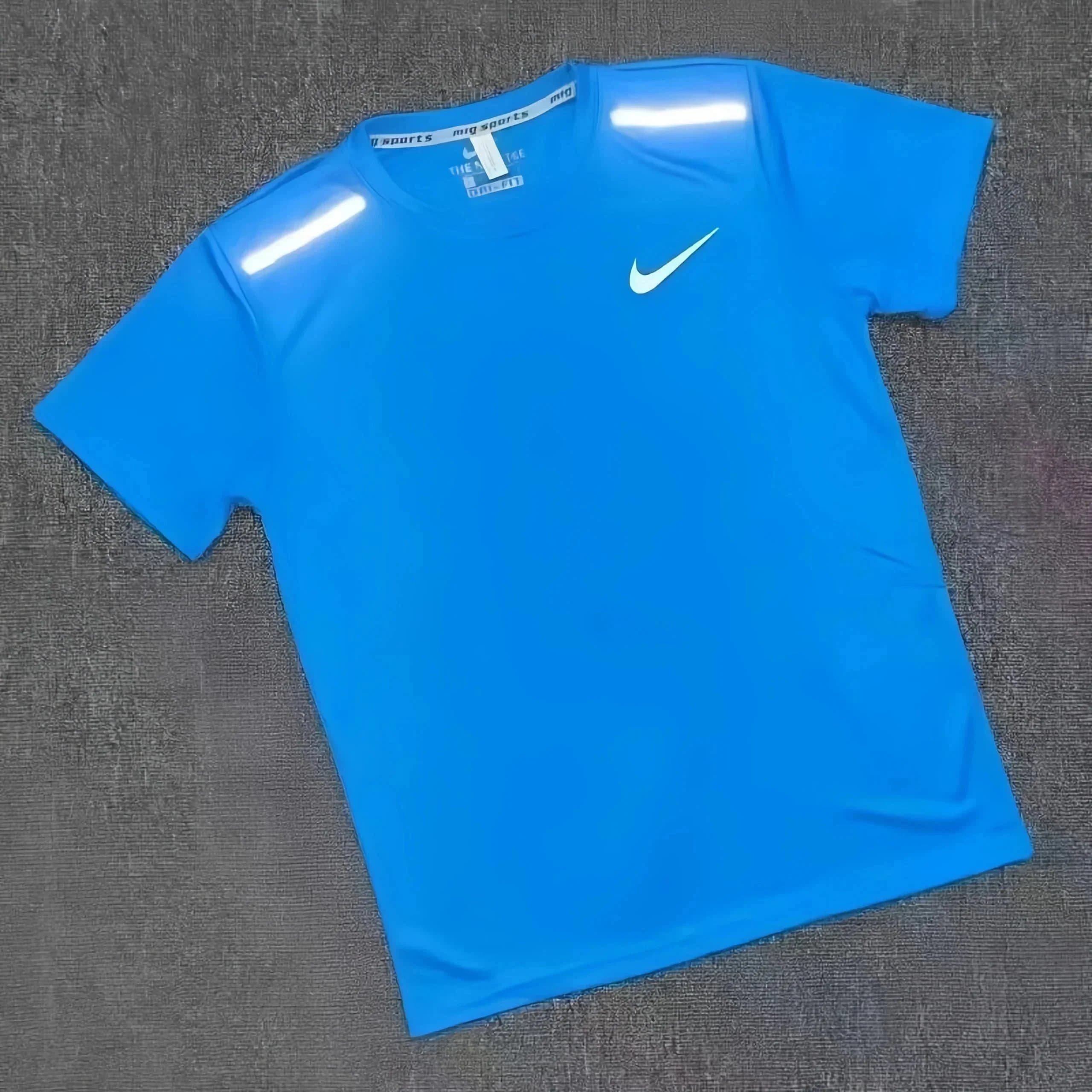 Nike Dri-FIT Tee Solid Black — 14
