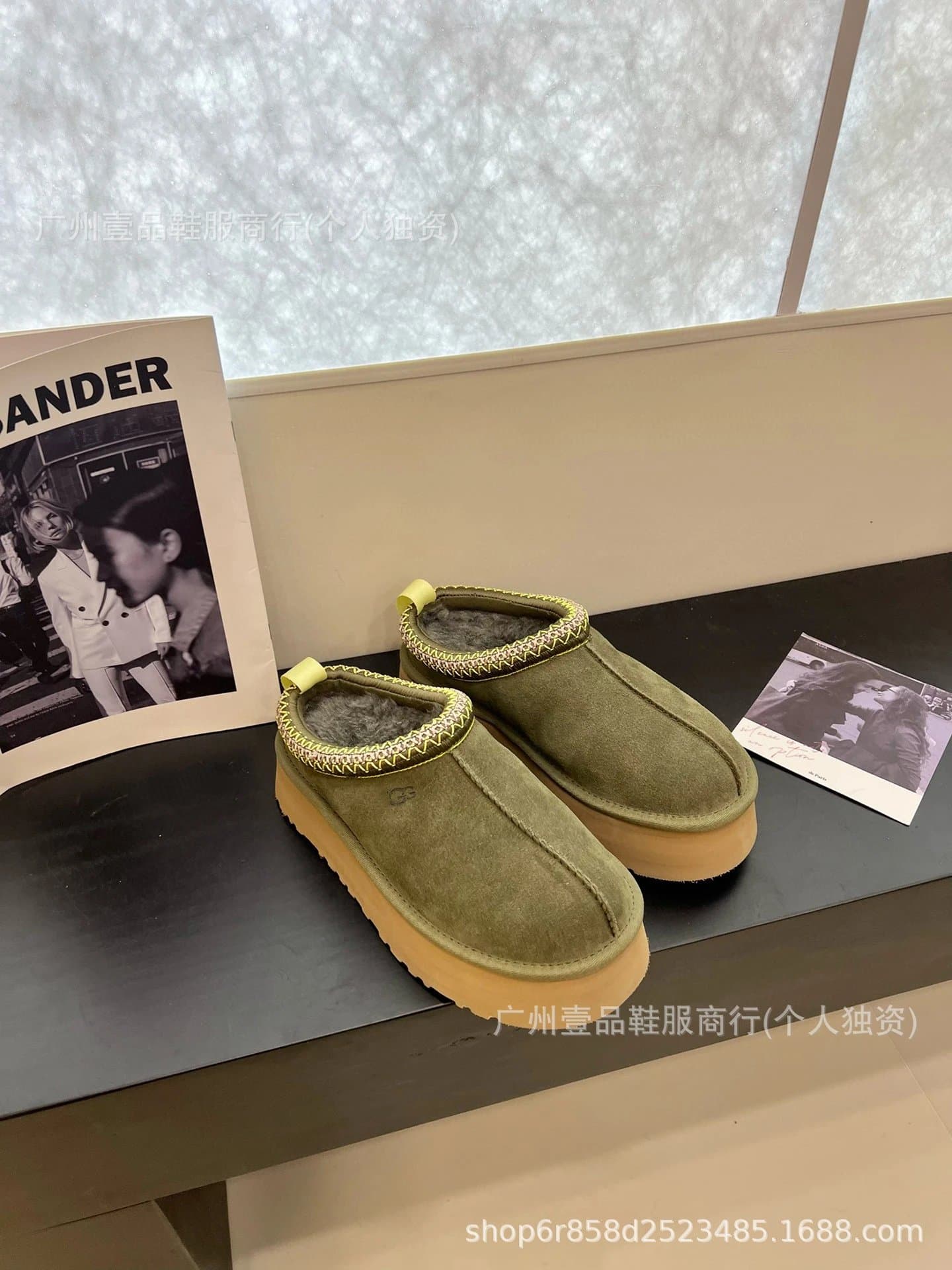 UGG Mini Classic Shearling Lined — 名族风橄榄3.5cm