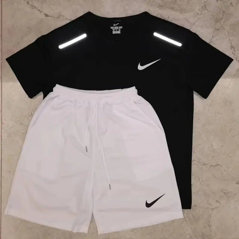 Nike Half-Zip Pullover Reflective — 12