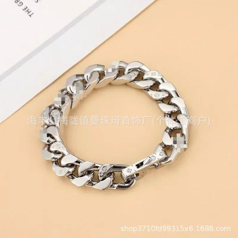 Louis Vuitton LV Pearl Bracelet Turquoise and Pearl — LVSL025
