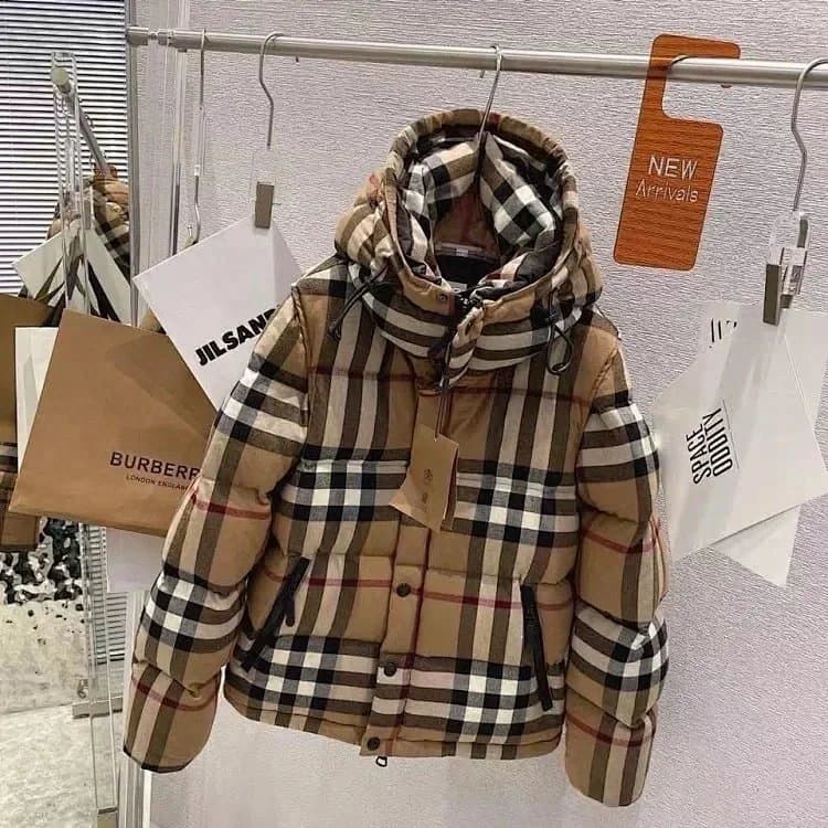 Moncler Quilted Vest Jacket Ribbed Sleeve — Burberry热门款 高品质