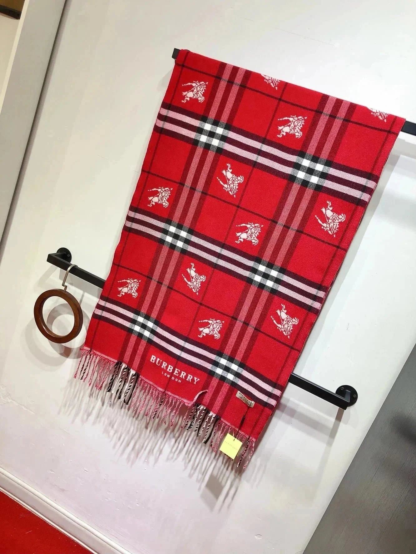 Burberry Classic Check Scarf Equestrian Knight Print