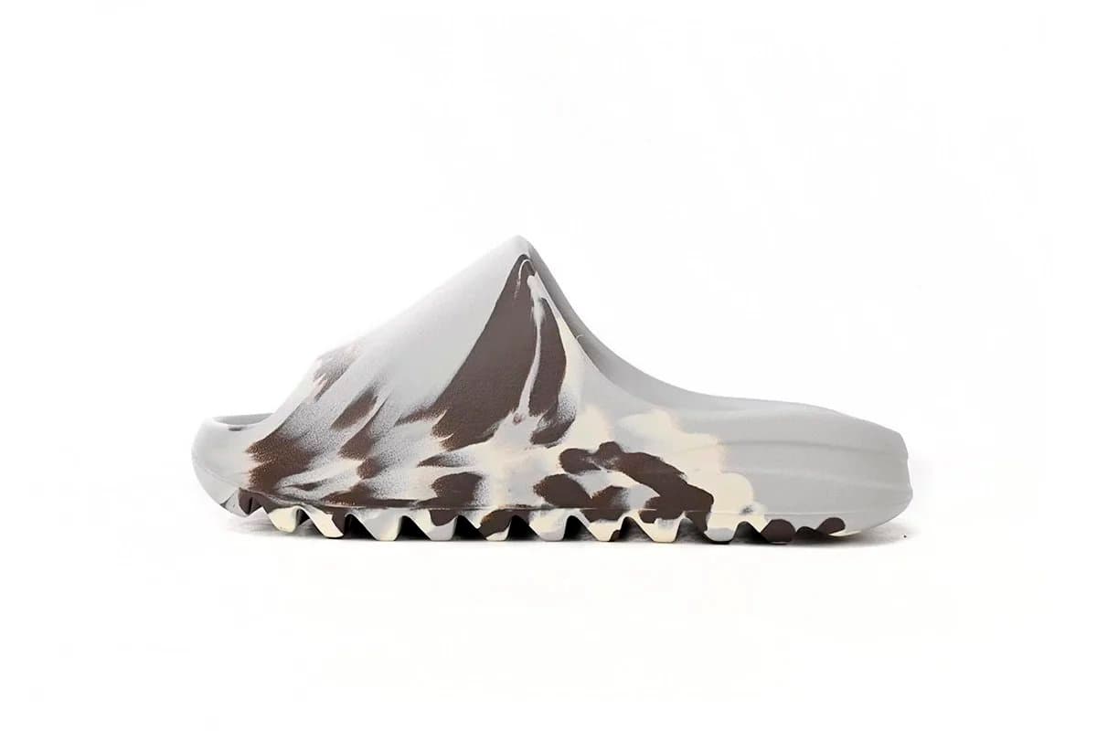 Yeezy Slide Bone — GZ5553