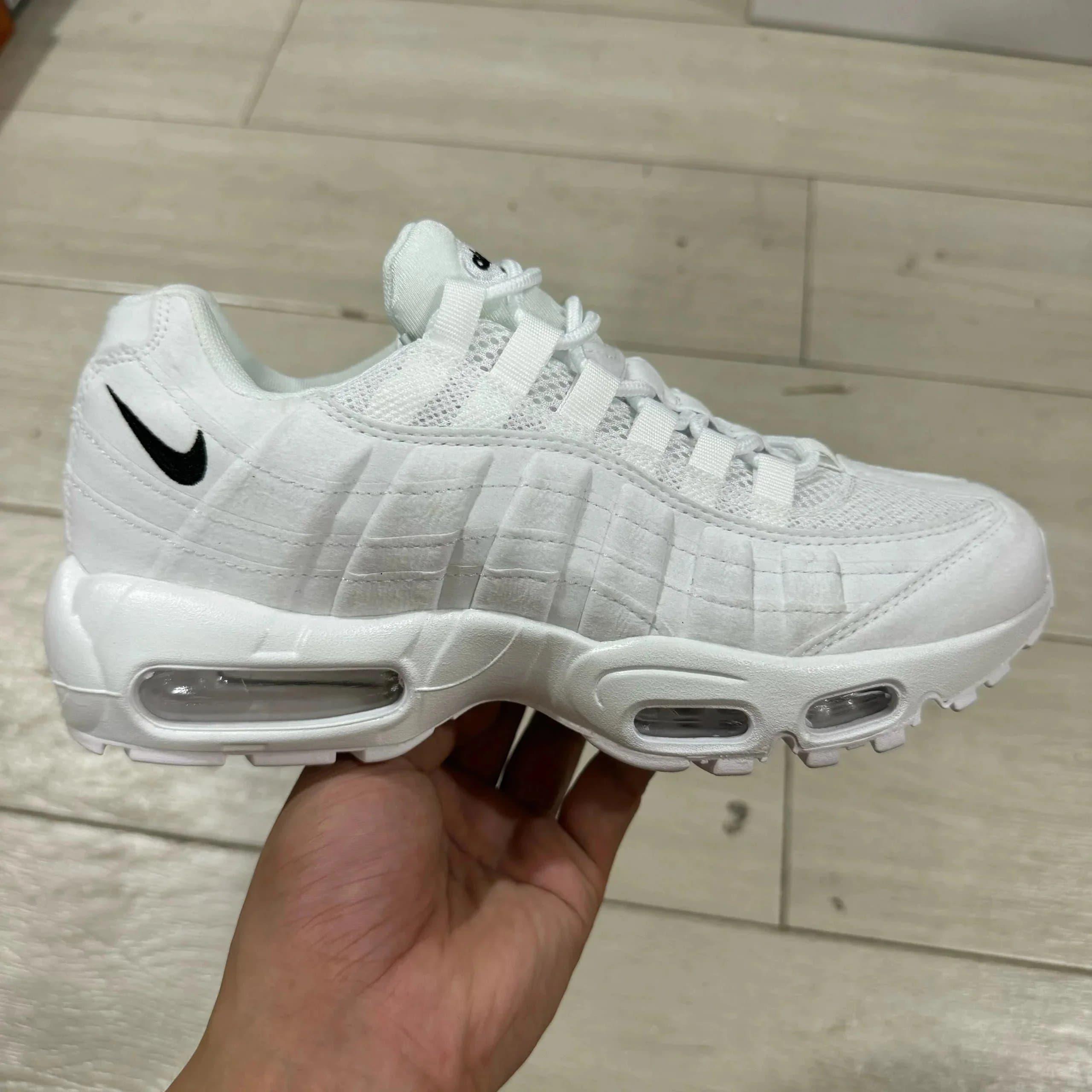 Nike Air Max 95 Black Red — 4白黑