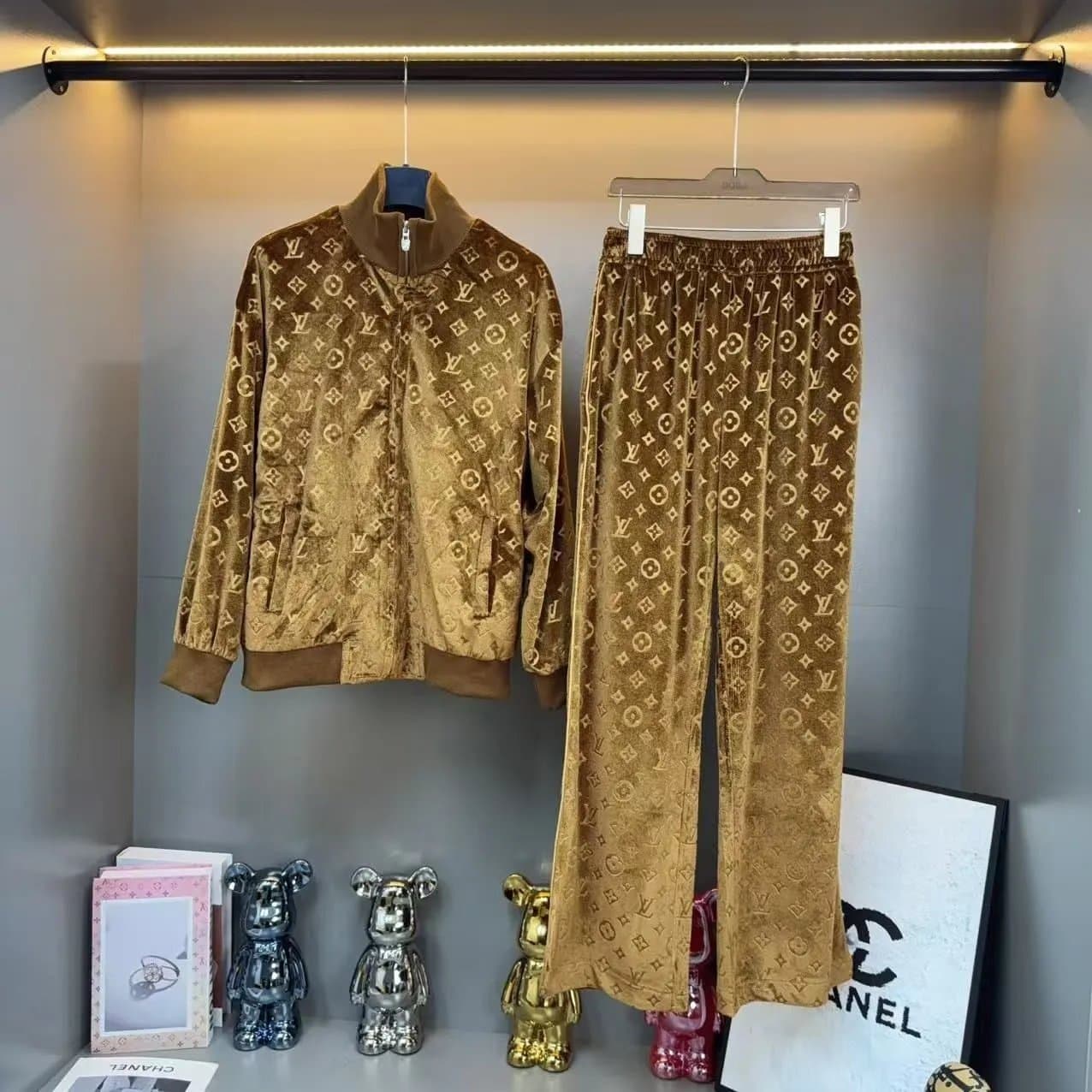 Louis Vuitton Monogram Knit Cardigan Striped Intarsia — LV 33