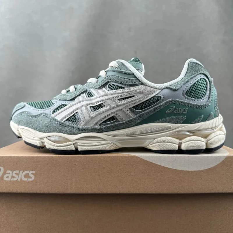 Asics Gel-Lyte III Sage Green