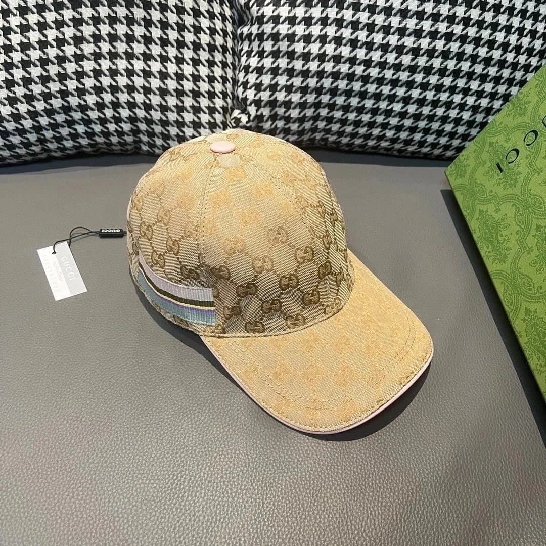 Gucci Baseball Cap GG Monogram — 7