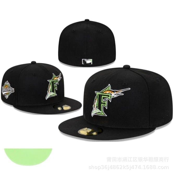 New Era × MLB 59FIFTY NY Yankees Rose Patch — 38