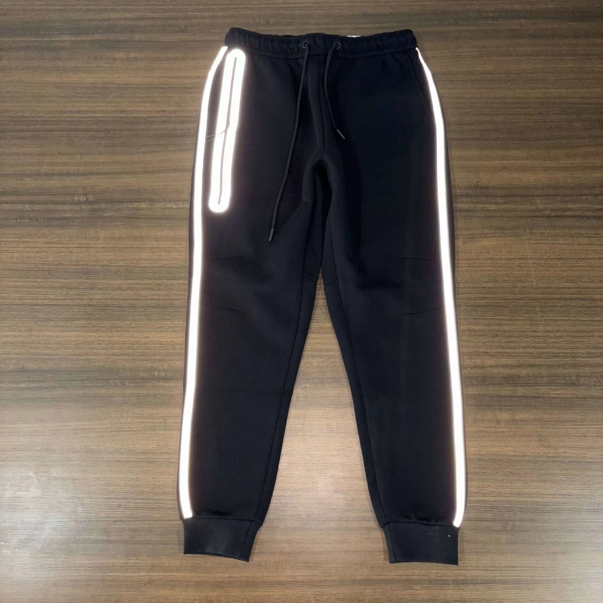 Nike Tech Fleece Hoodie Light Grey — 黑色橘标裤子