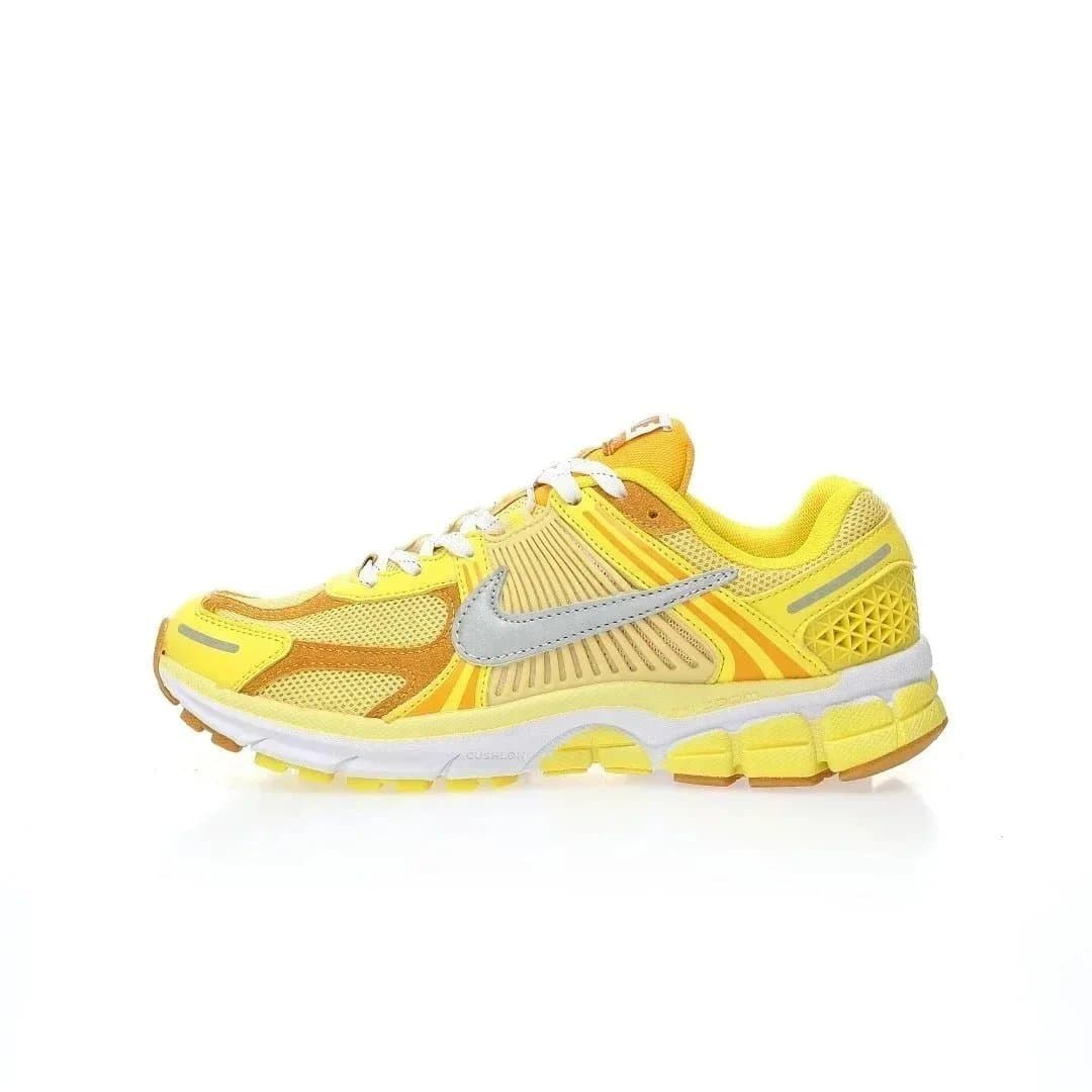 Nike Zoom Vomero 5 White/Black — 34
