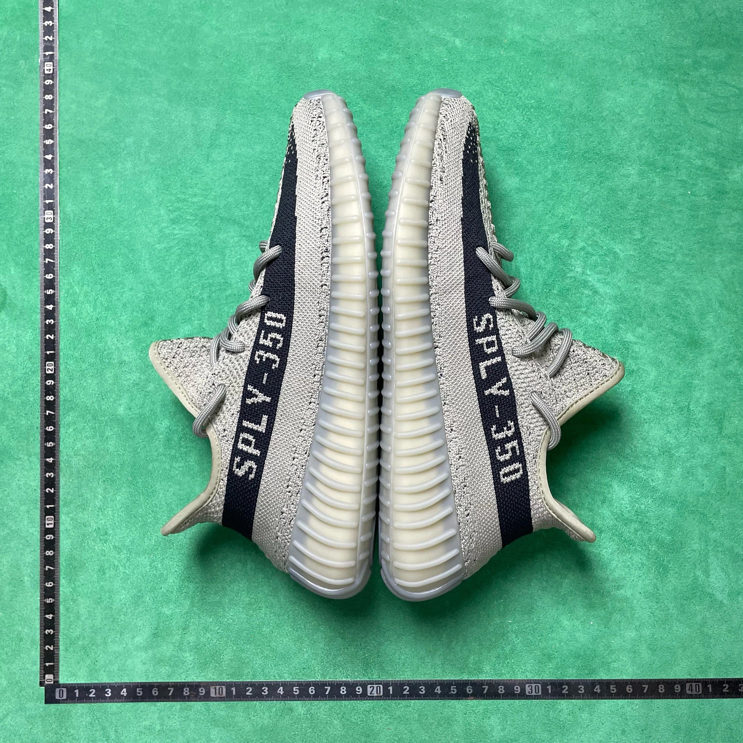 Yeezy Boost 350 V2 Zebra — 24号奶灰HQ2059