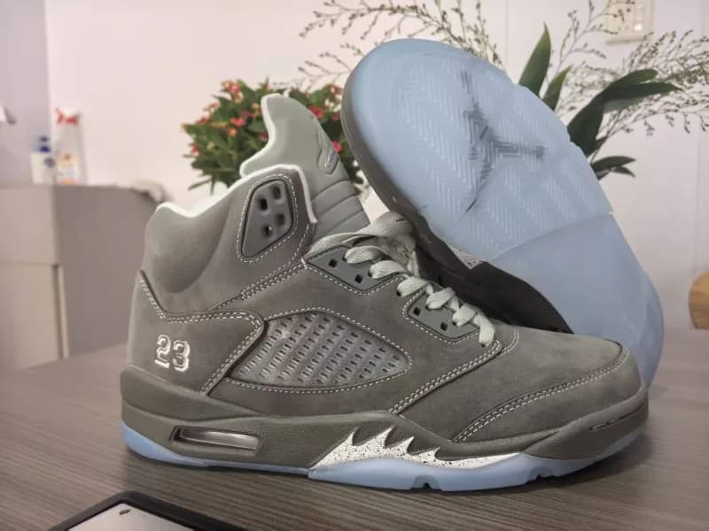Air Jordan 5 Fire Red — AJ5-灰狼