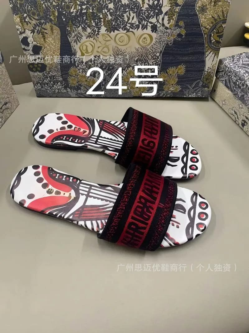 Dior Slide Sandal Textured Strap — 颜色24