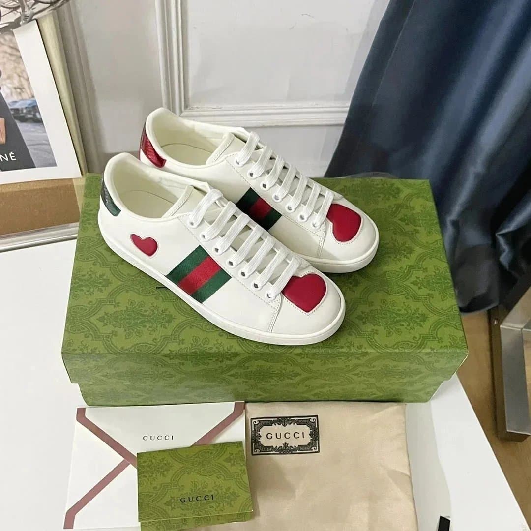 Gucci Ace Sneaker GG Embossed — 11