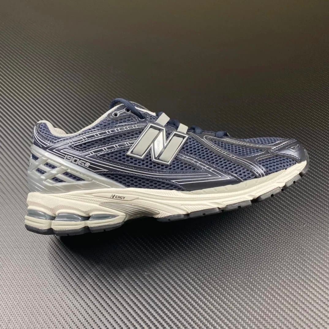 New Balance 1906R Navy/White