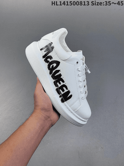Alexander McQueen Sneaker Scrawl Logo — 字母白