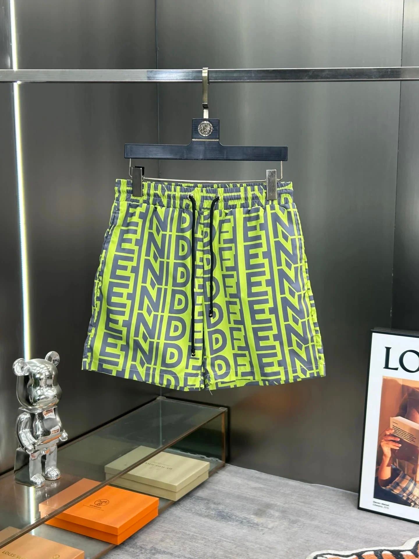 Versace Baroque Print Shorts Medusa Baroque — MMJ-036