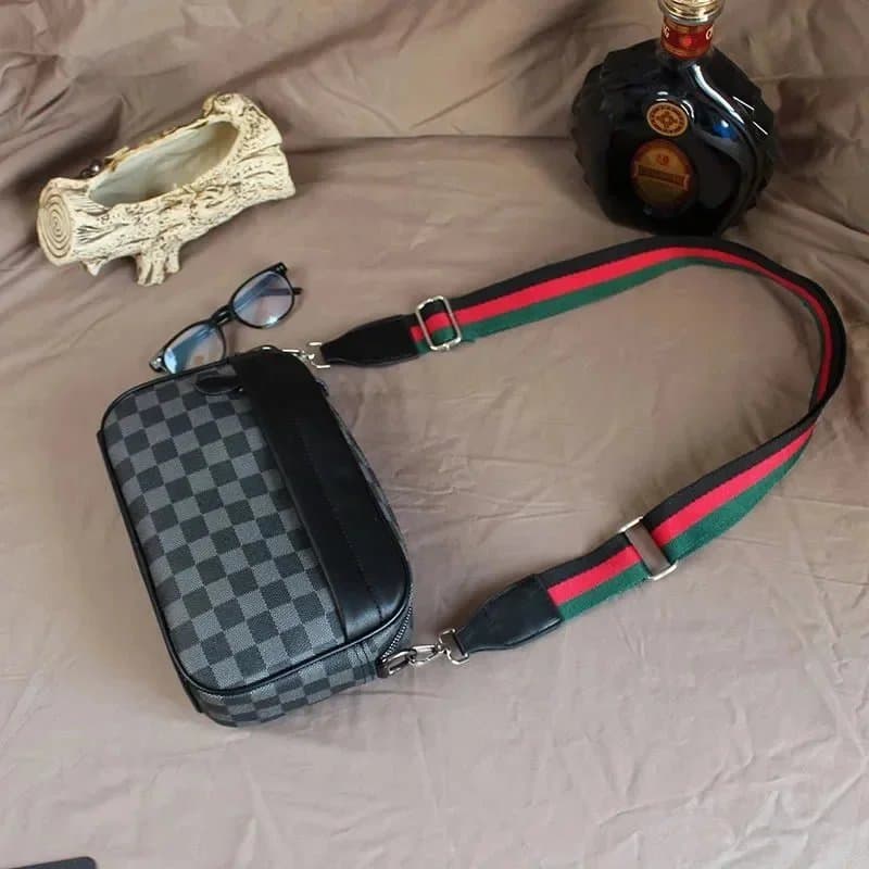 Trapstar Crossbody Bag Logo Strap — 27